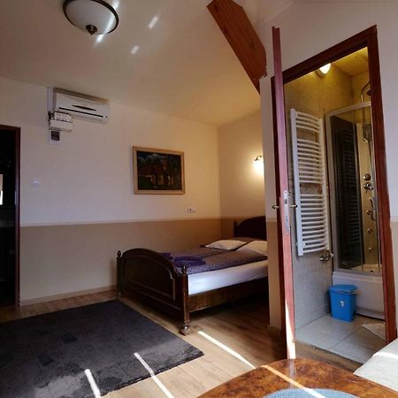 Nyilas Fogado Hotell Nyíregyháza Exteriör bild