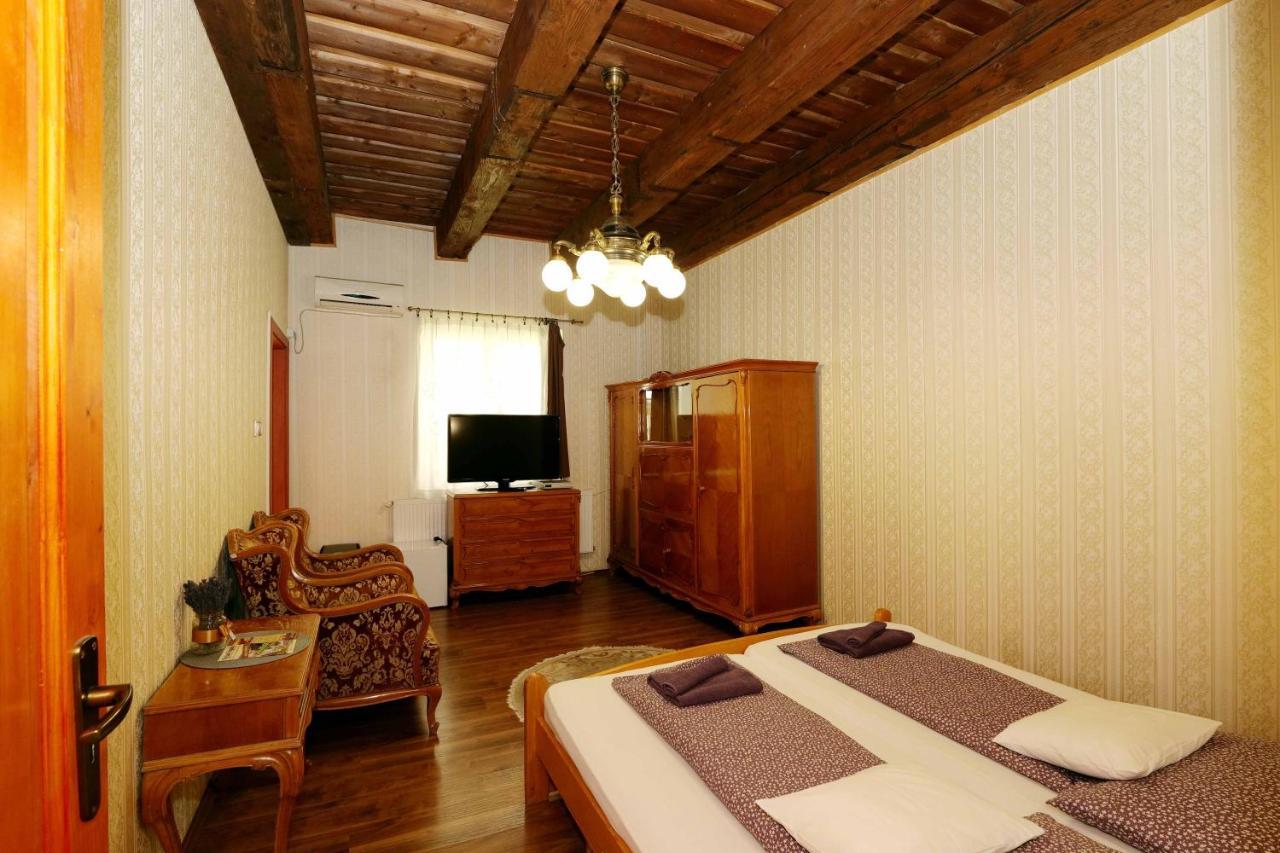 Nyilas Fogado Hotell Nyíregyháza Exteriör bild