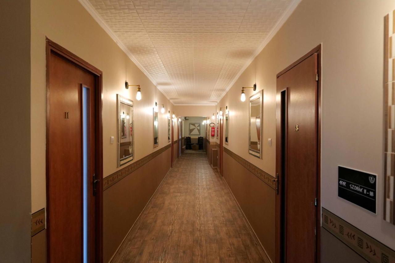 Nyilas Fogado Hotell Nyíregyháza Exteriör bild